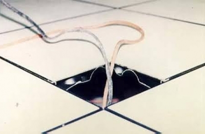 Lắp Đặt Sàn Nâng Kỹ Thuật Data Center: Quy Trình & Lưu Ý